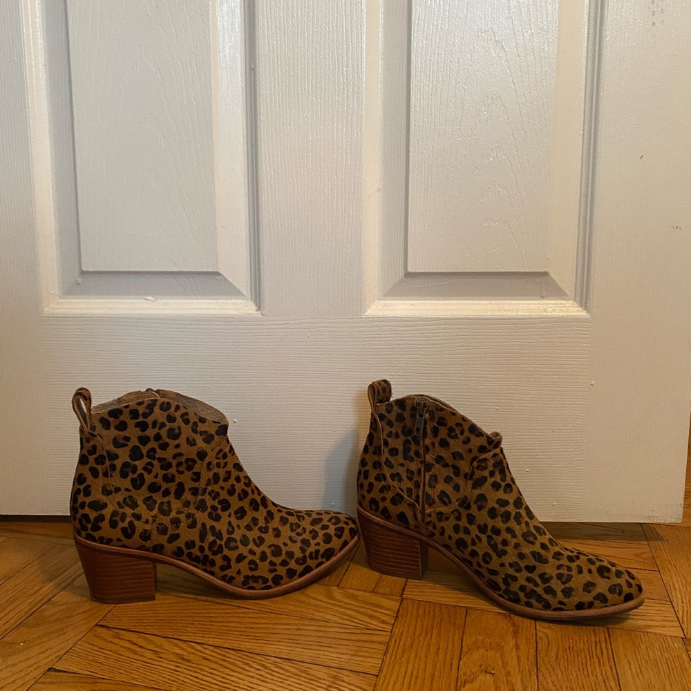 Ugg Kingsburg calf hair booties